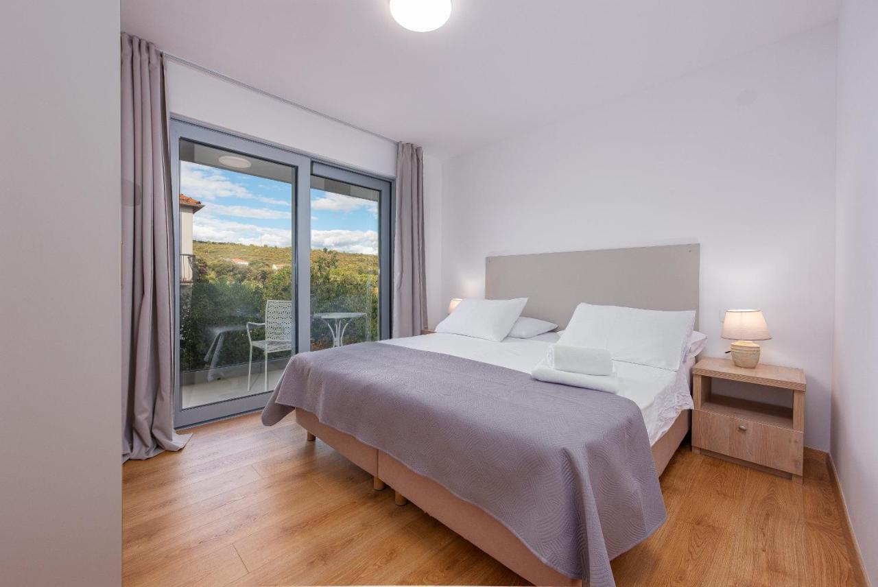 Rooms & Apartments Niko Sukošan 외부 사진