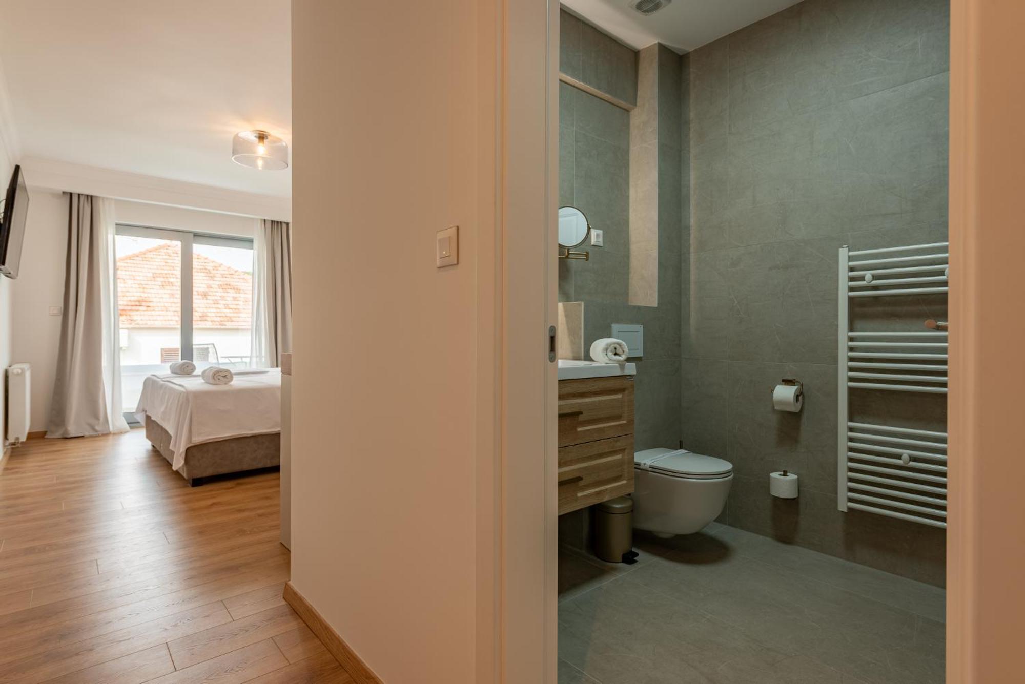 Rooms & Apartments Niko Sukošan 외부 사진